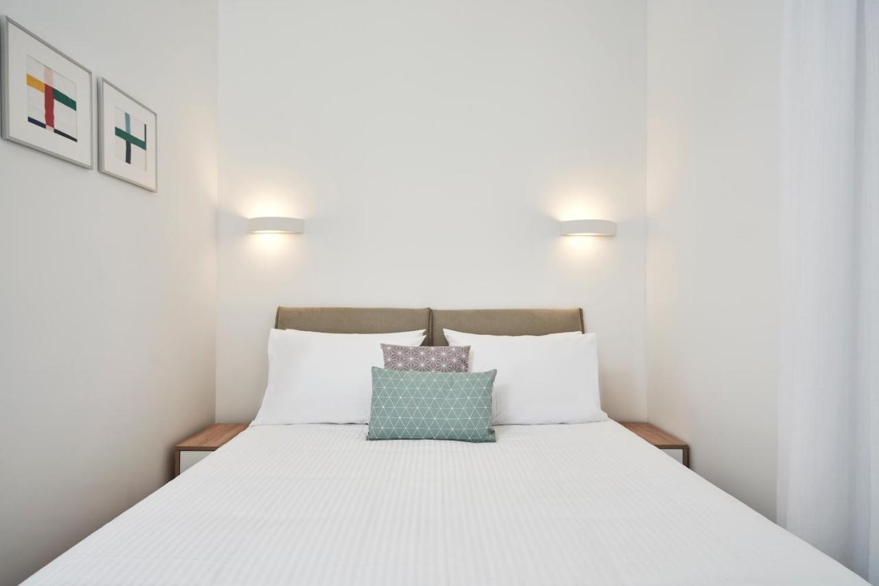 Hilton-Ilisia Park 2Bd Elite Living Apartment Athens Exterior photo